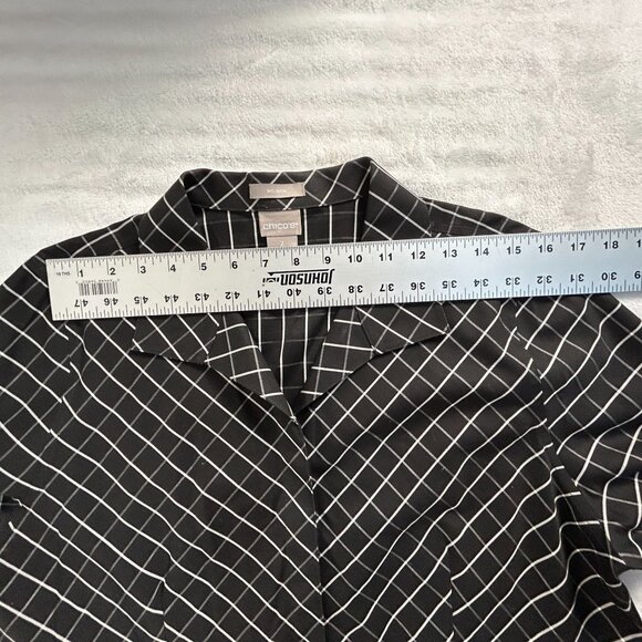 Chico's Womens Black & White Grid Button-Up No Iron Cotton Shirt Size 2 (12/14) - Picture 5 of 7